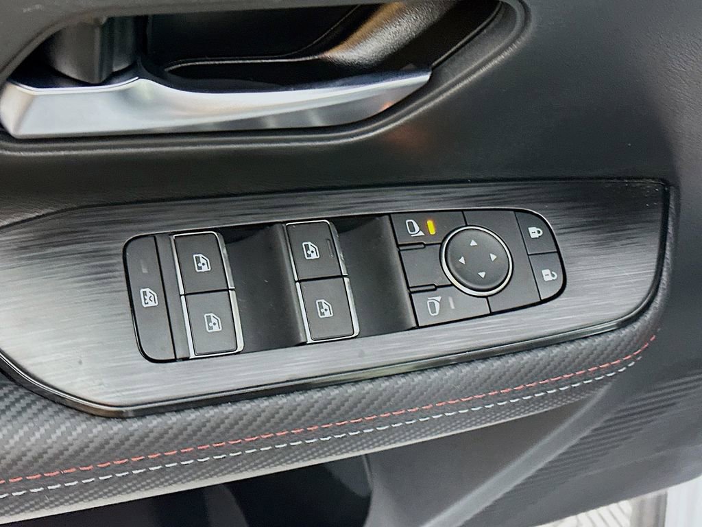 New 2026 Nissan Kicks SR w/ SR Premium Package image 23