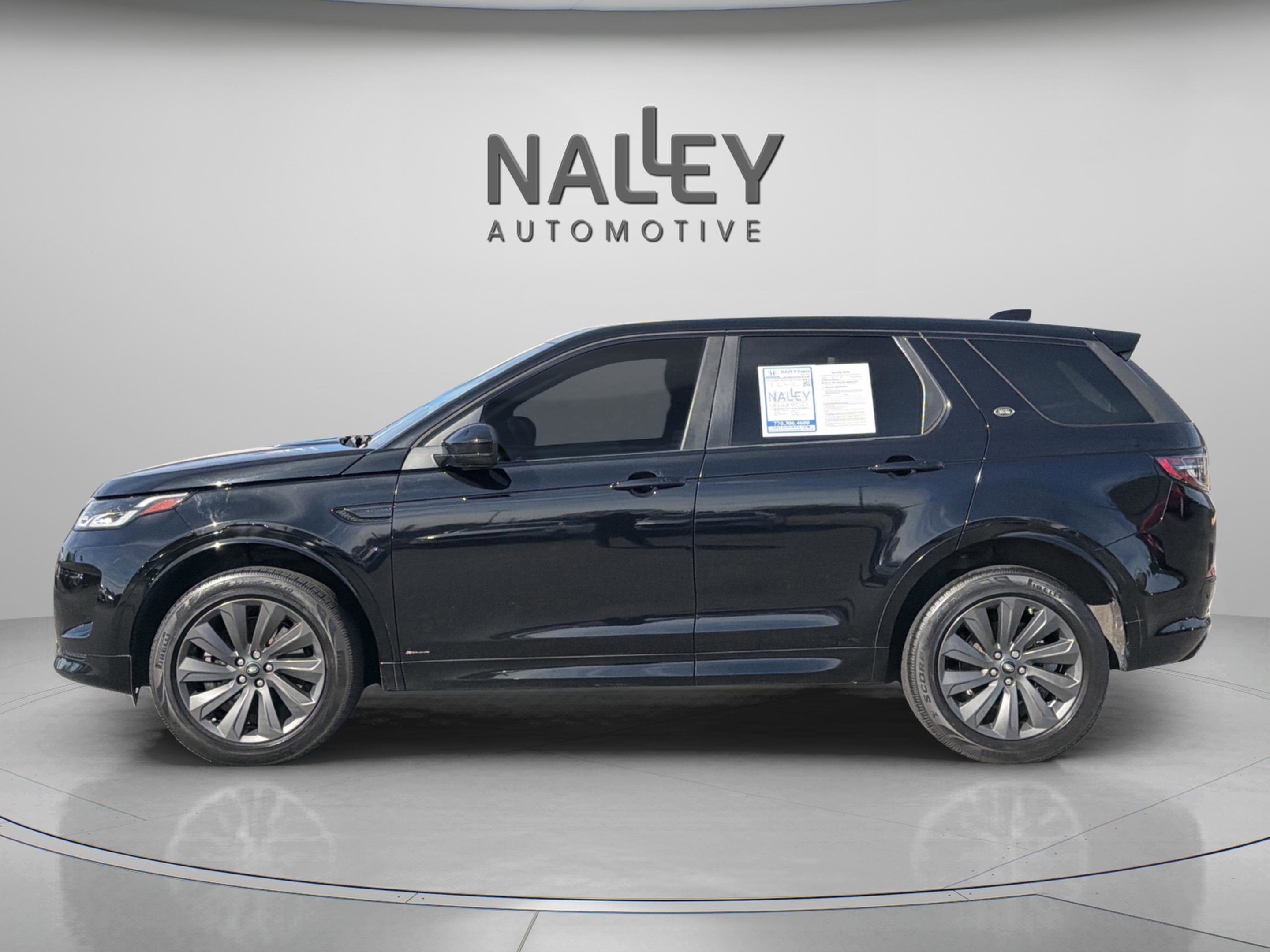 Used 2020 Land Rover Discovery Sport SE R-Dynamic image 3