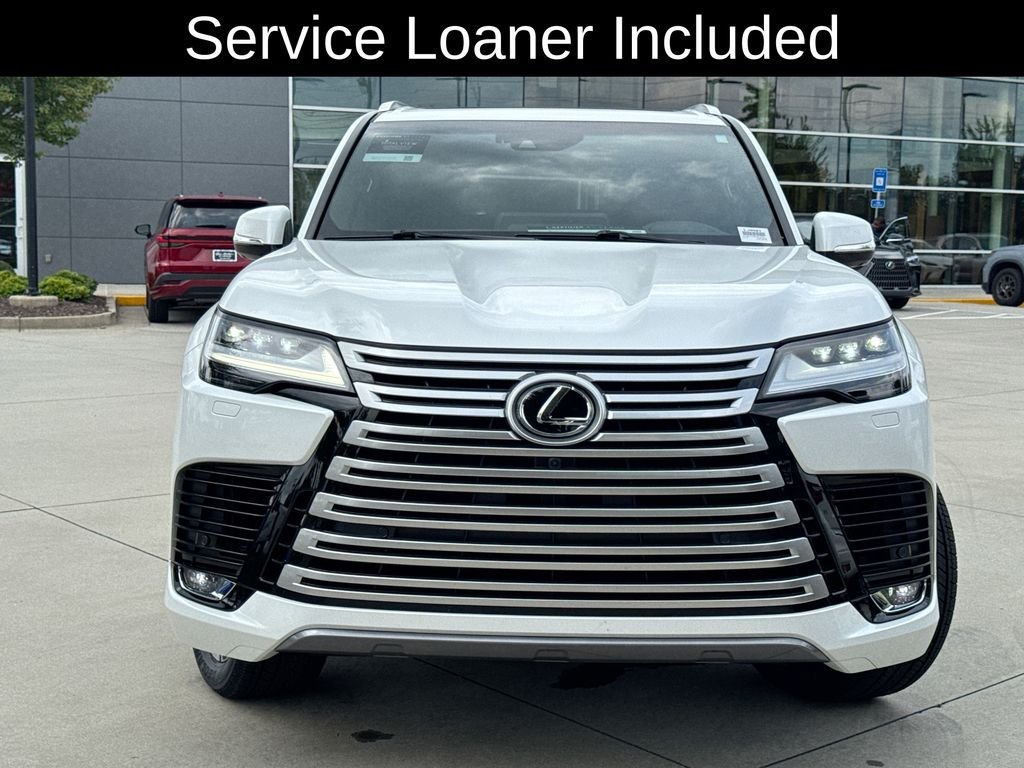 Used 2024 Lexus LX 600 4WD w/ Luxury Package image 4