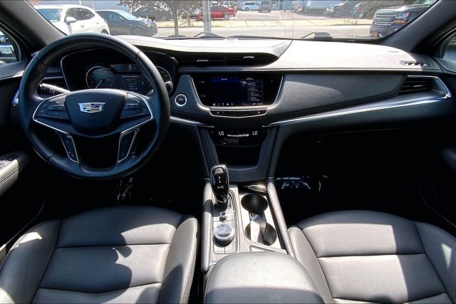 Used 2023 Cadillac XT5 Luxury AWD/4WD image 15