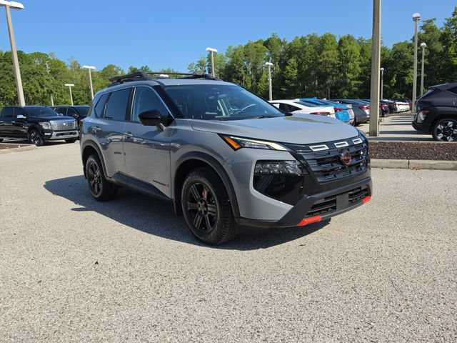Certified 2025 Nissan Rogue SV AWD/4WD image 2