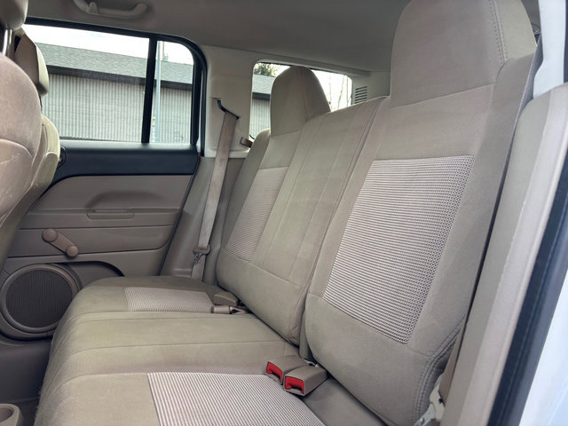 Used 2014 Jeep Patriot Sport image 22