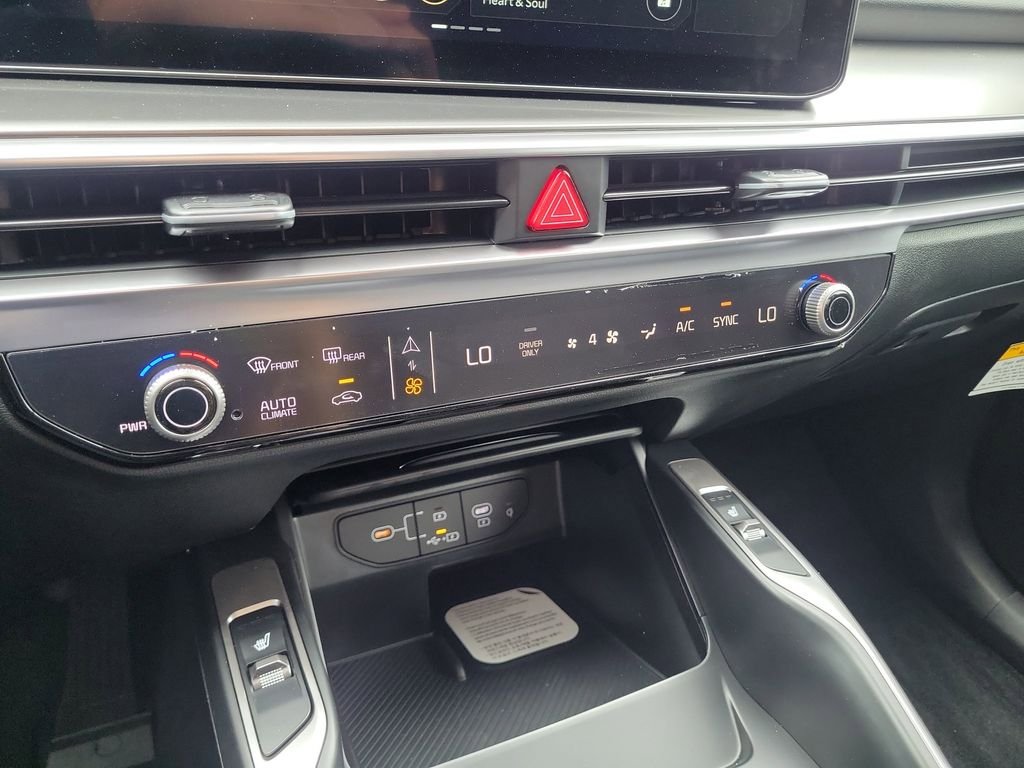 New 2026 Kia Sorento EX FWD image 35