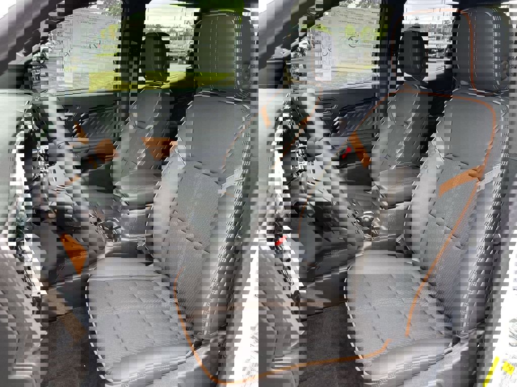 New 2025 GMC Canyon AT4 w/ Nightfall Edition image 19