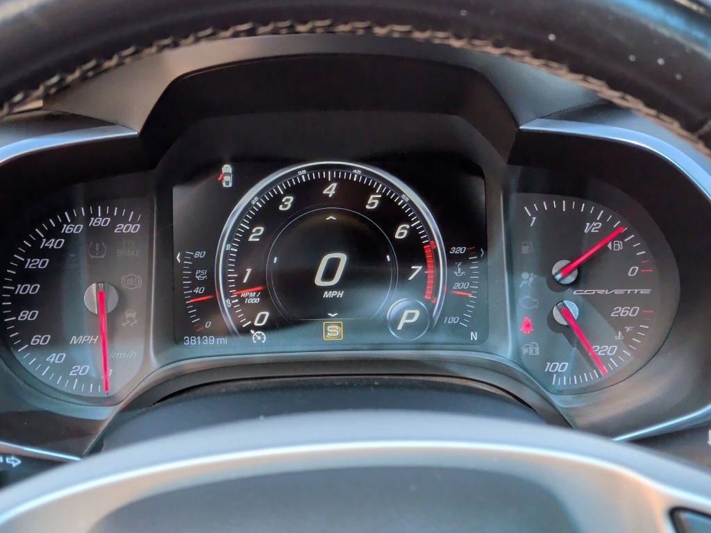 Used 2019 Chevrolet Corvette Stingray Coupe w/ 1LT image 22