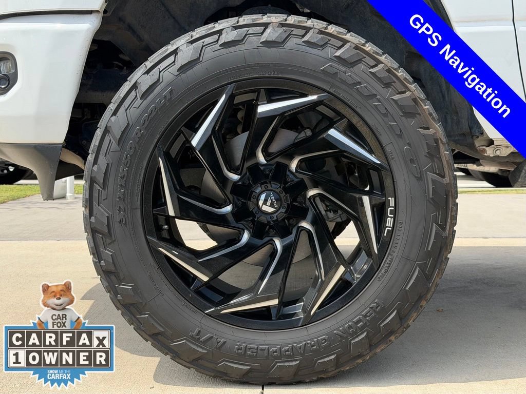 Used 2024 RAM 1500 Laramie AWD/4WD image 9