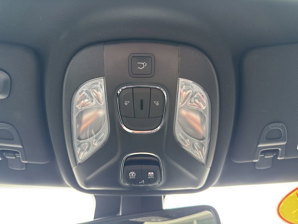 Used 2024 Jeep Compass Trailhawk w/ Trailhawk Elite Group AWD/4WD image 38