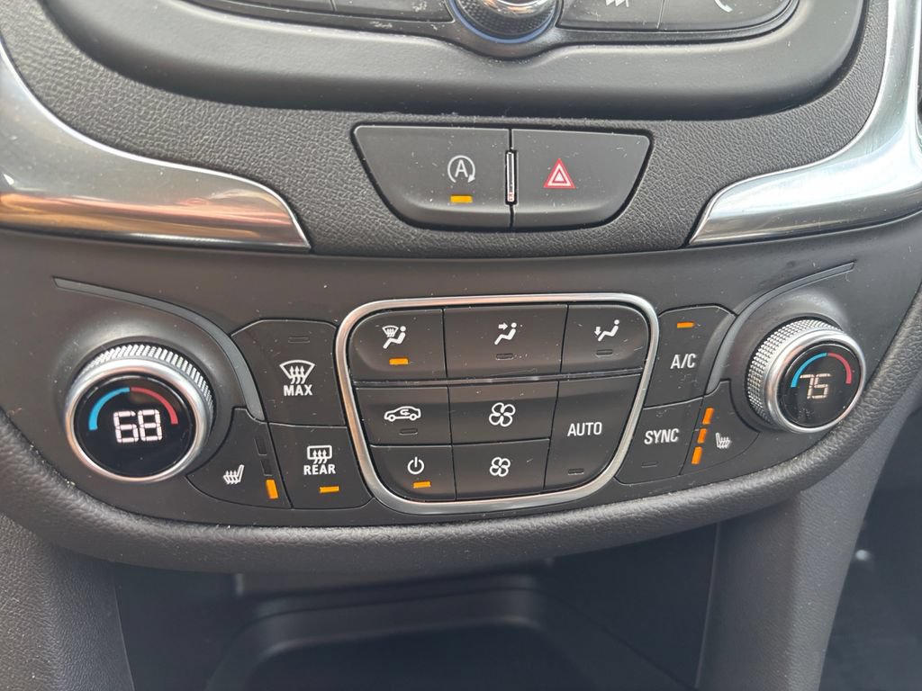 Used 2024 Chevrolet Equinox LT AWD/4WD image 24