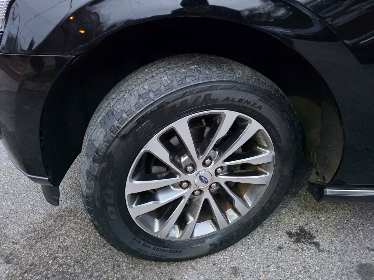 Used 2018 Ford Expedition Limited image 28