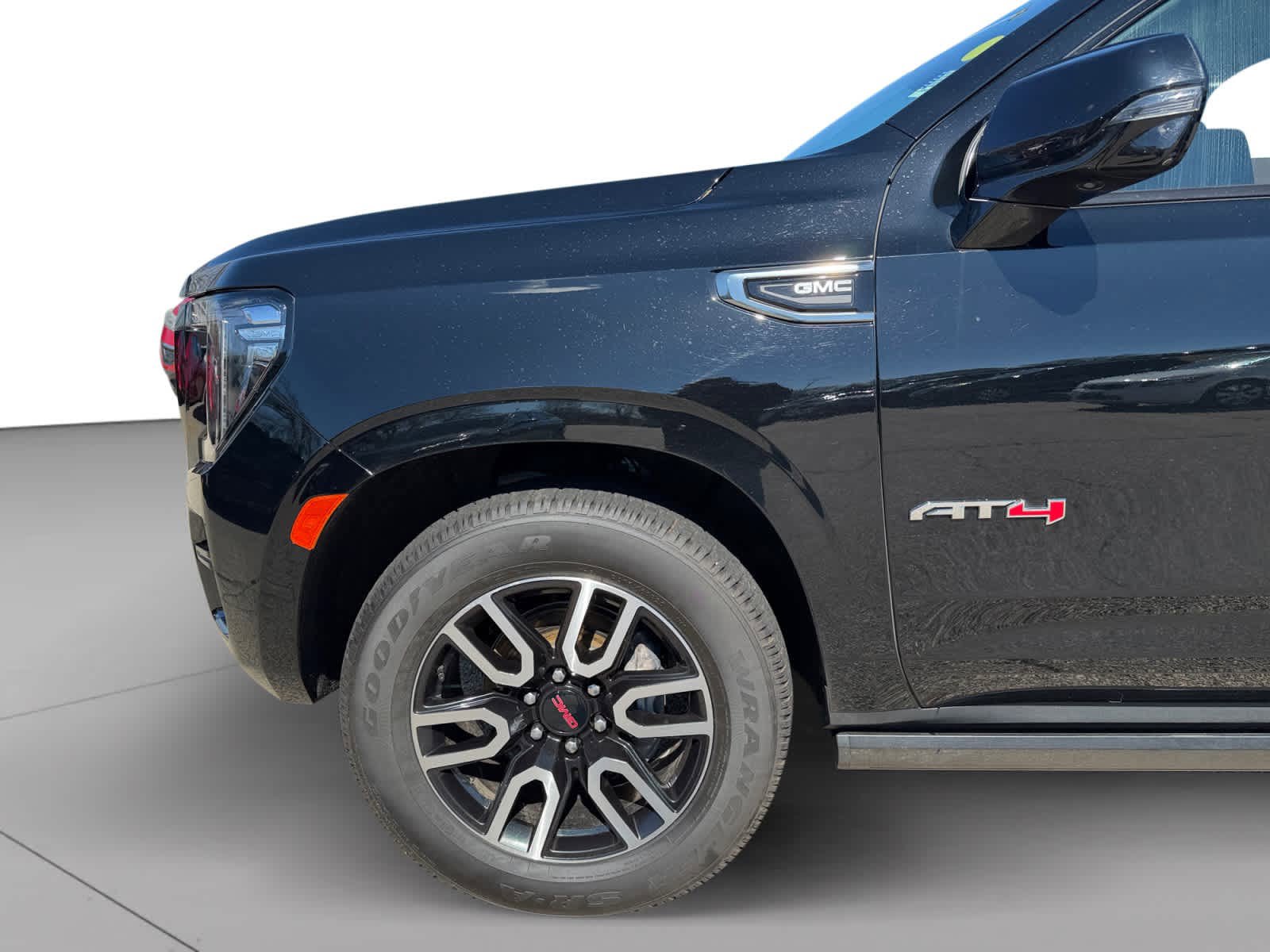 Used 2023 GMC Yukon AT4 w/ AT4 Premium Package image 38