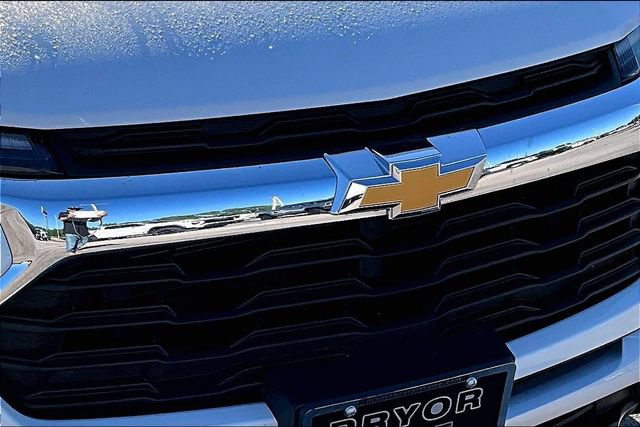 Used 2025 Chevrolet TrailBlazer LT AWD/4WD image 33