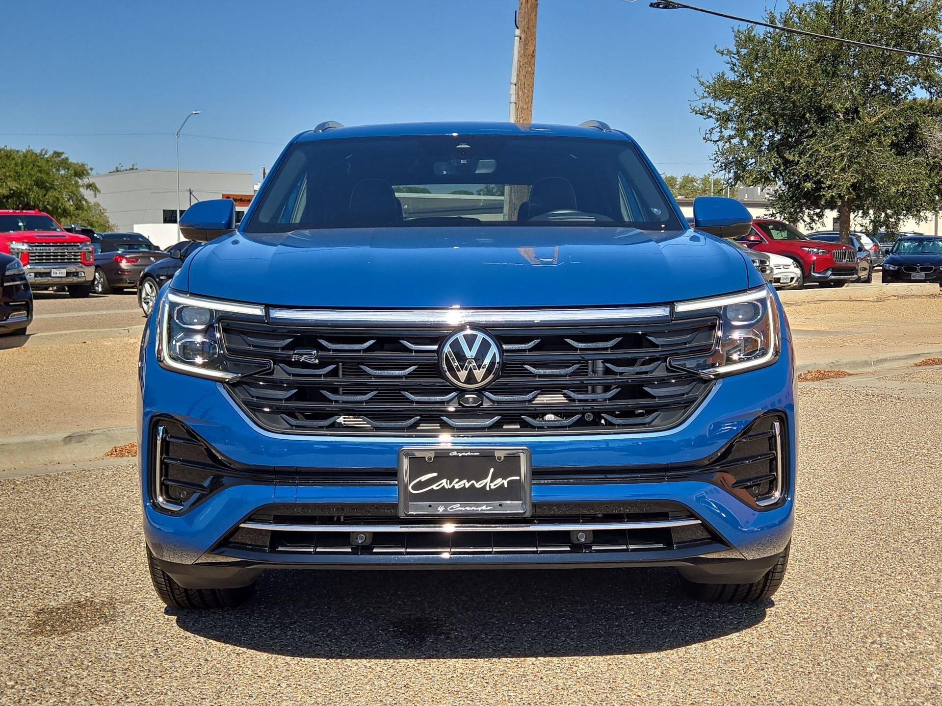 Used 2026 Volkswagen Atlas Cross Sport SEL Premium R-Line AWD/4WD image 10
