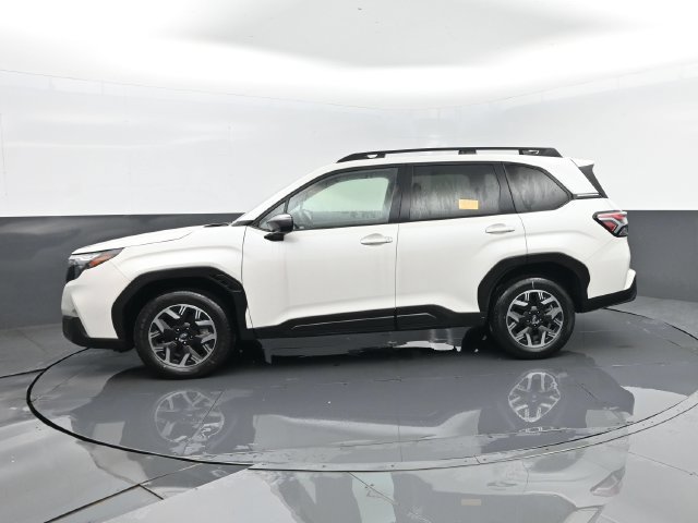 Used 2025 Subaru Forester Premium AWD/4WD image 5