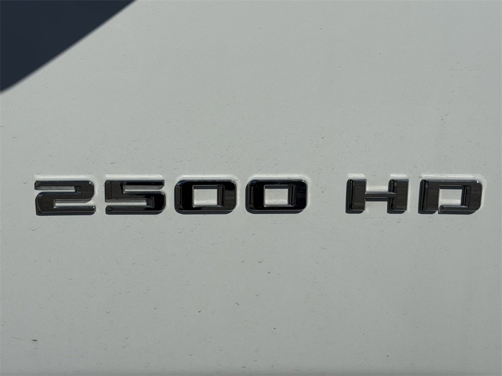 Used 2025 Chevrolet Silverado 2500 W/T w/ WT/CX Safety Package image 3