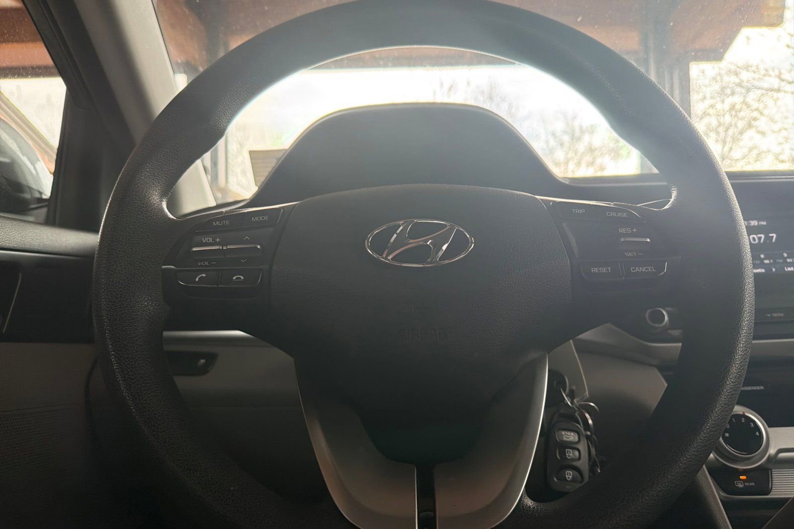 Used 2019 Hyundai Elantra SE w/ Cargo Package FWD image 29
