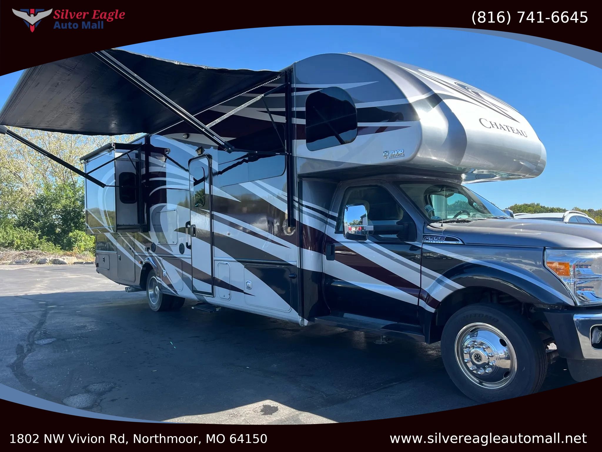 Used 2016 Ford F550 2WD Regular Cab Super Duty image 3