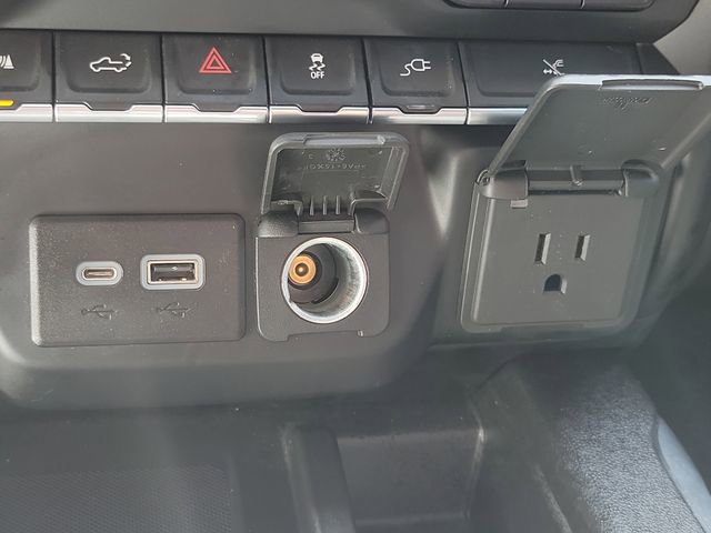 Used 2022 GMC Sierra 3500 Denali w/ Denali Ultimate Package image 28