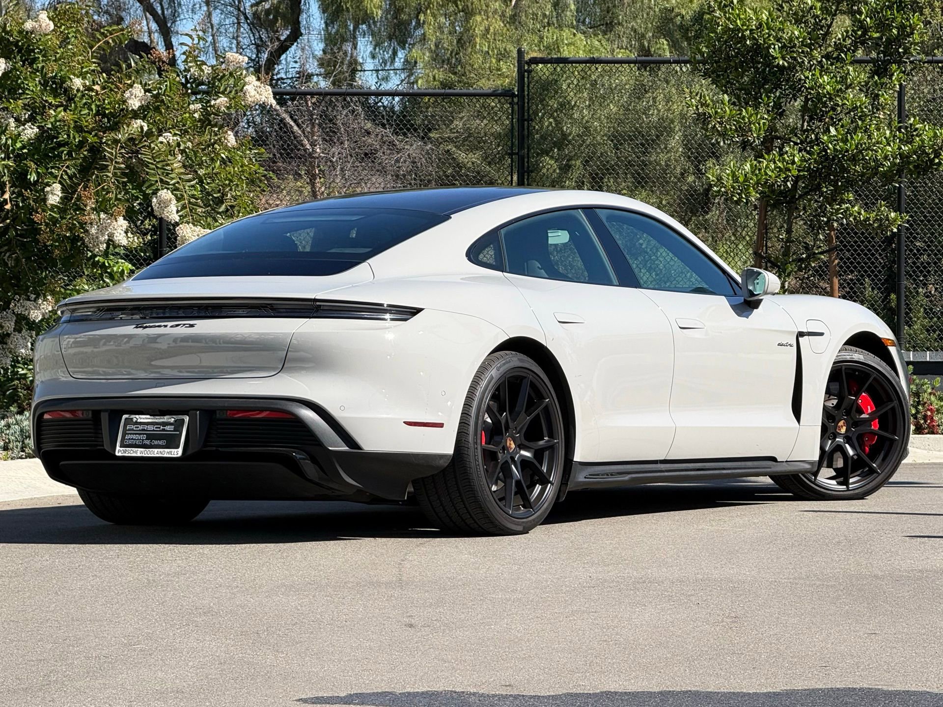 Certified 2025 Porsche Taycan GTS AWD/4WD image 7