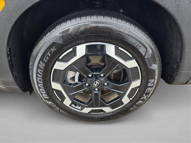 Used 2026 Hyundai Santa Fe SEL FWD image 11