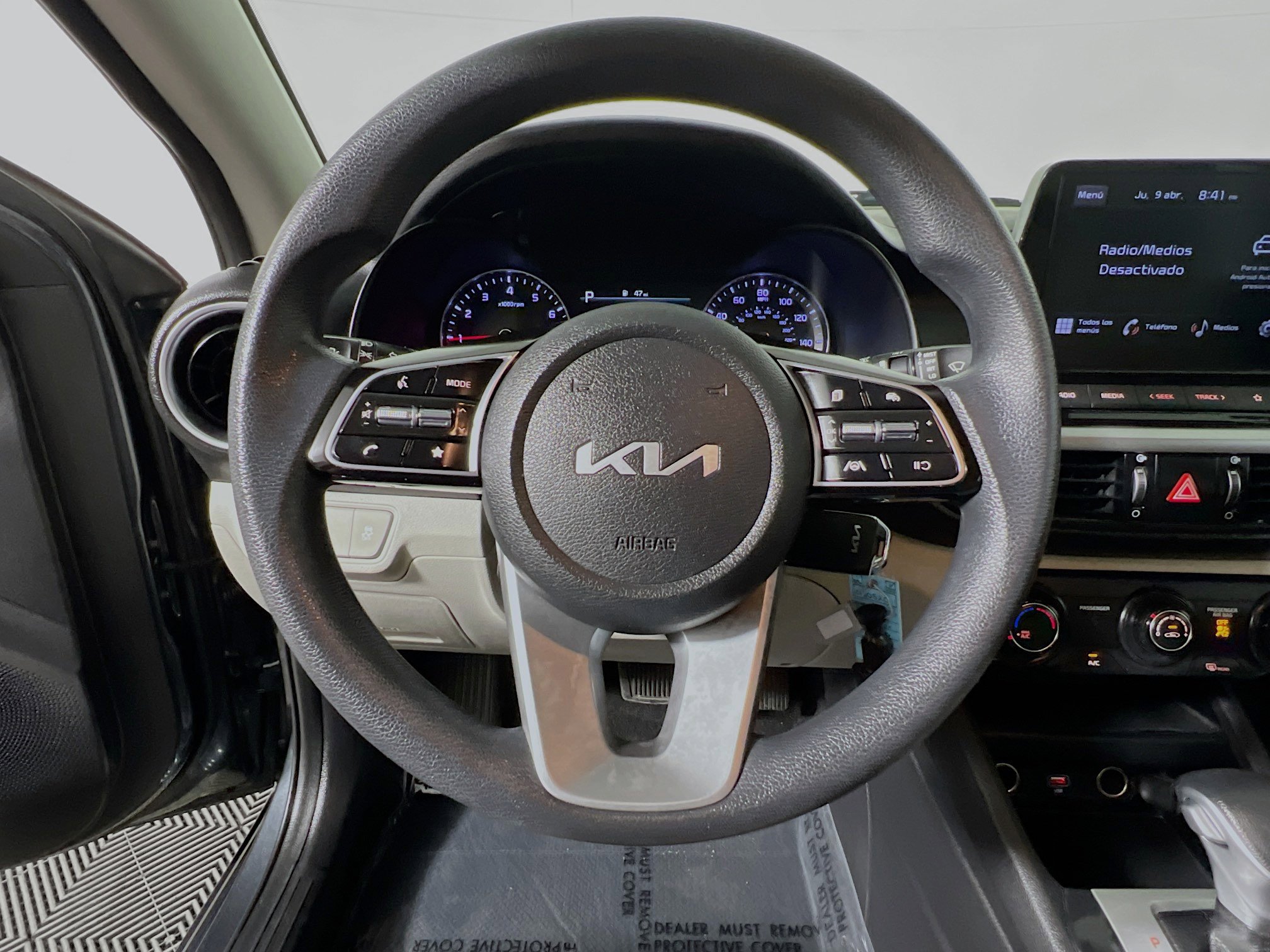 Used 2022 Kia Forte LXS w/ LXS Technology Package image 17