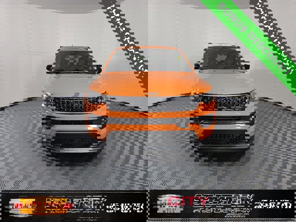 New 2026 Jeep Compass Latitude video 2