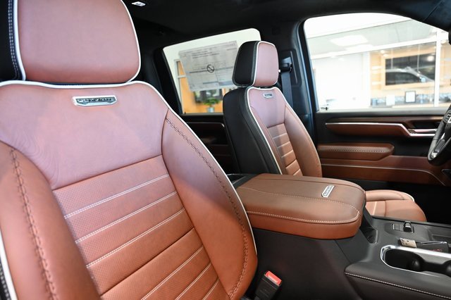 New 2026 GMC Sierra 2500 Denali Ultimate w/ Max Trailering Package image 15