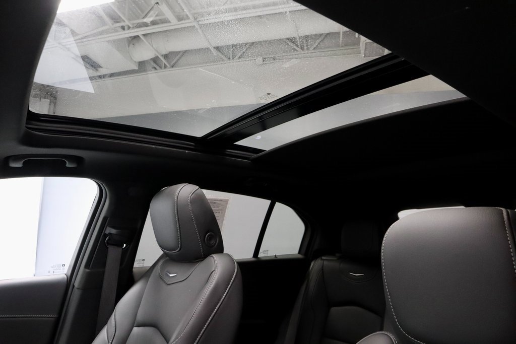 Used 2025 Cadillac XT4 Premium Luxury w/ Cold Weather Package image 36