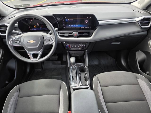 Used 2024 Chevrolet TrailBlazer LT w/ LT Cold Weather Package image 24