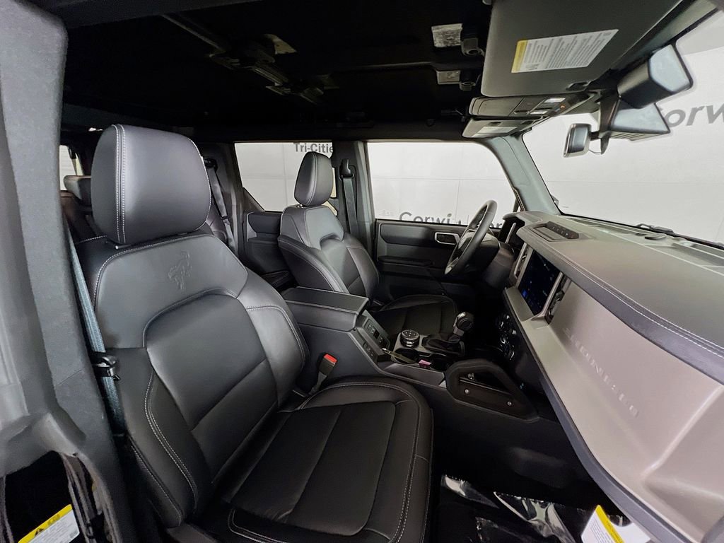 New 2025 Ford Bronco Outer Banks w/ Sasquatch Package image 18
