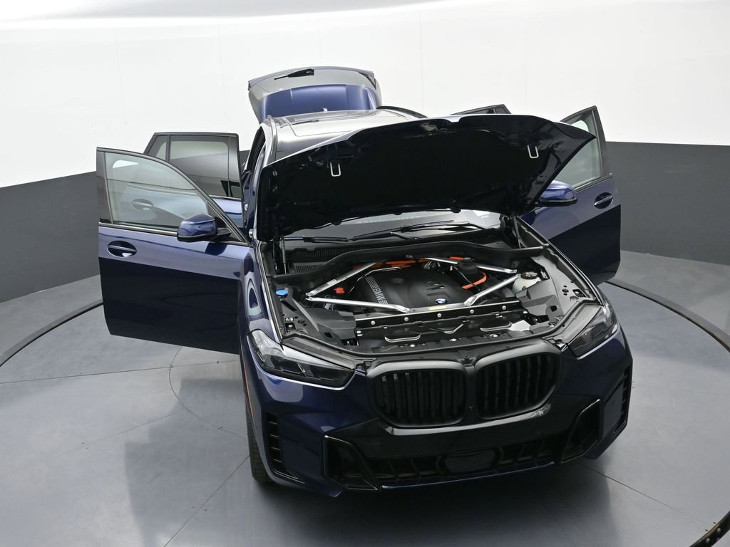 New 2026 BMW X5 xDrive50e w/ M Sport Package image 38