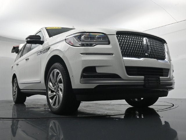 Used 2023 Lincoln Navigator Reserve AWD/4WD image 33