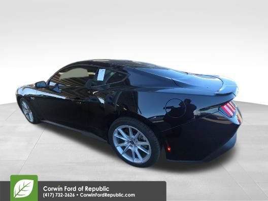Used 2024 Ford Mustang GT Premium image 5