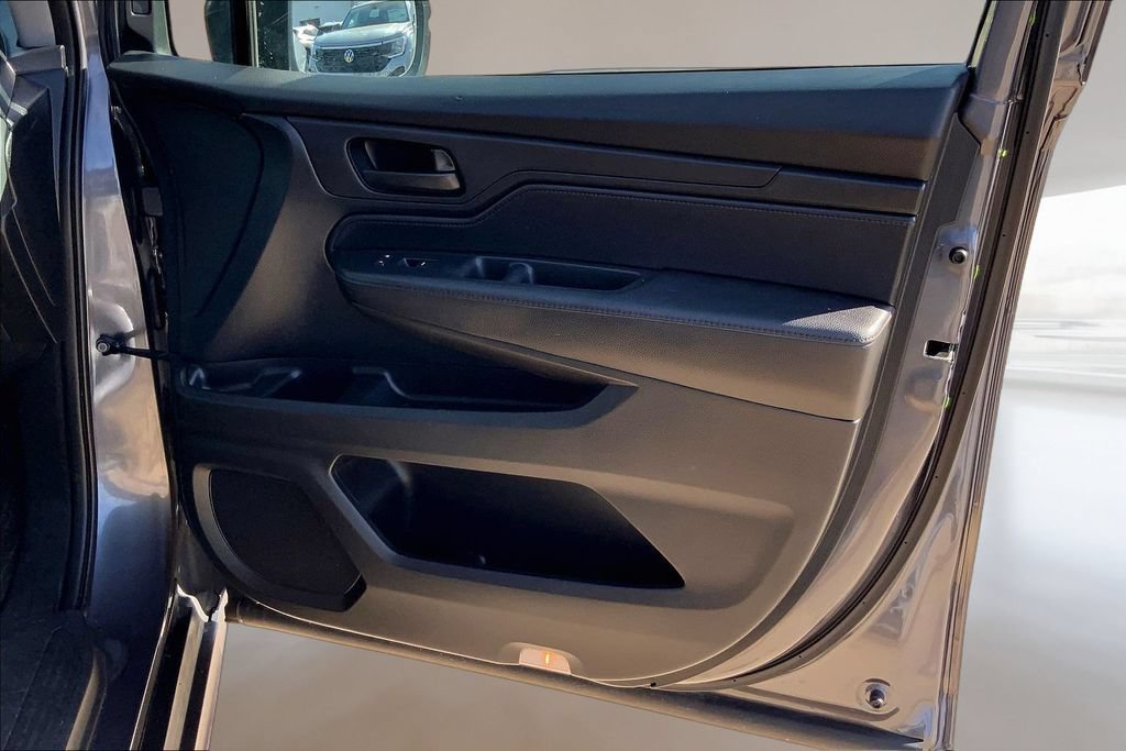 Used 2023 Honda Odyssey EX-L image 24
