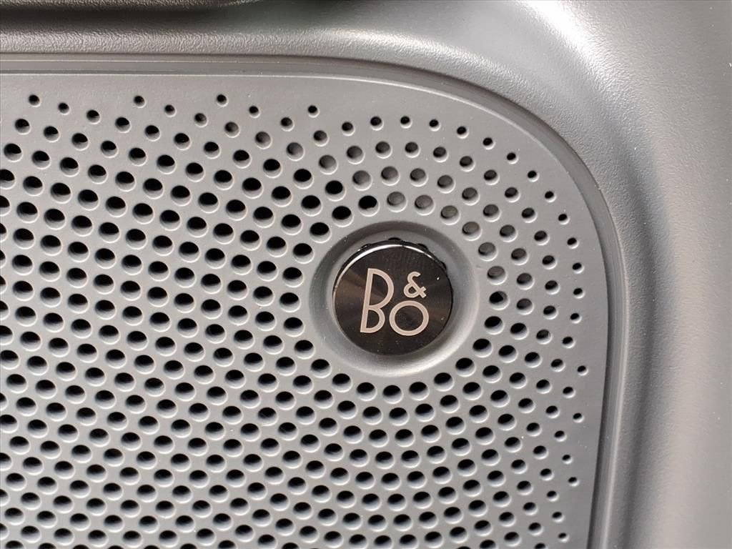 New 2026 Ford Maverick Lariat w/ Black Appearance Package image 19