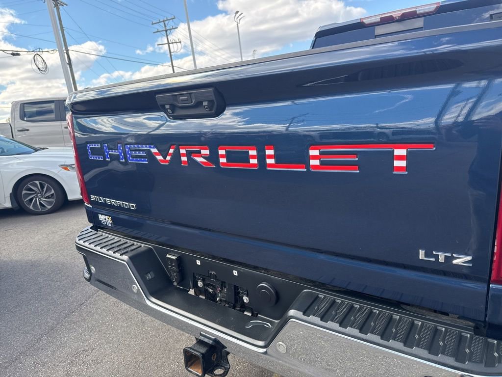Used 2020 Chevrolet Silverado 2500 LTZ w/ LTZ Plus Package image 35