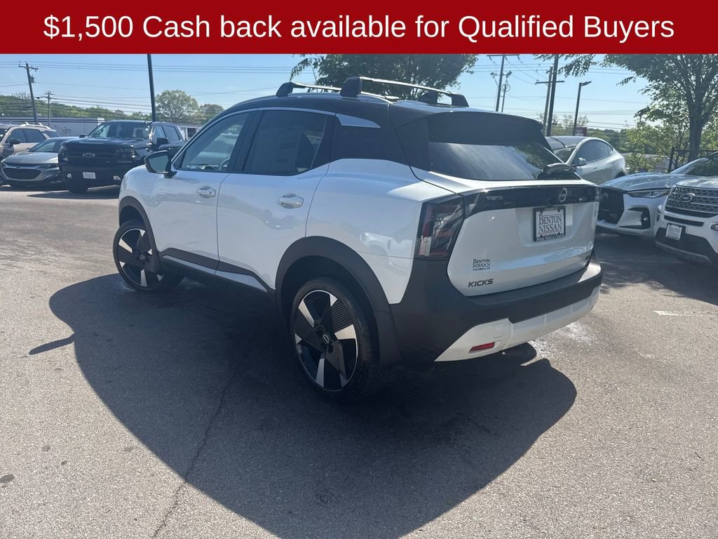 New 2026 Nissan Kicks SR w/ Cold Weather Package image 6