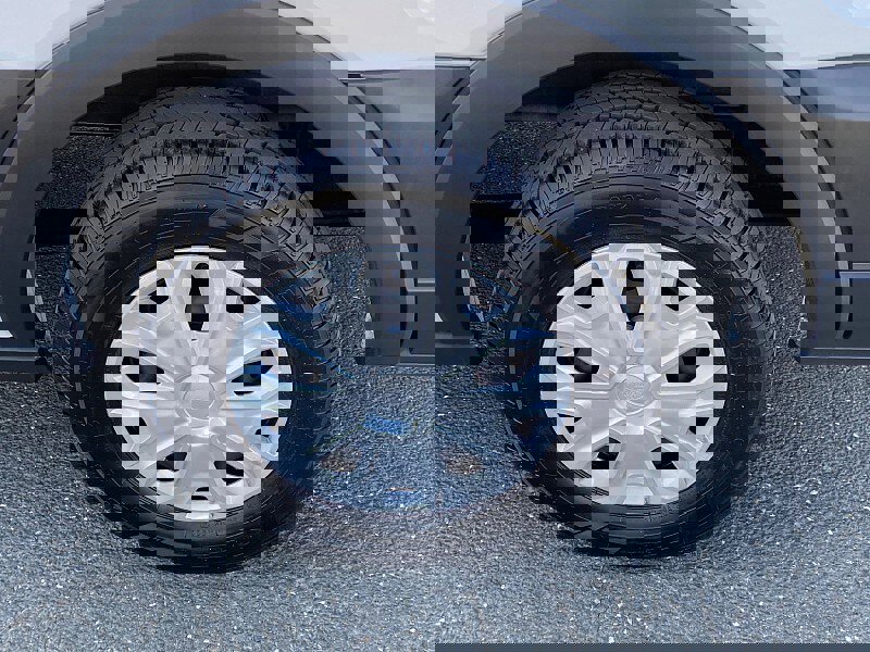 Used 2023 Ford Transit 350 XLT image 13