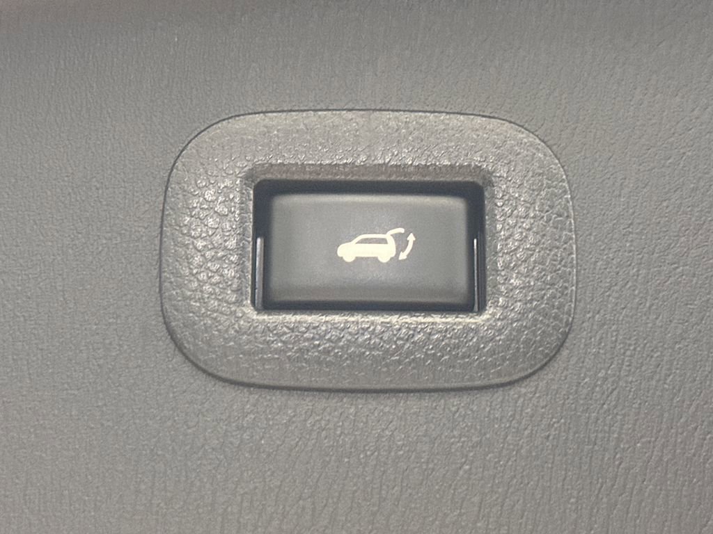 Used 2019 Nissan Armada SL w/ Premium Package RWD image 19