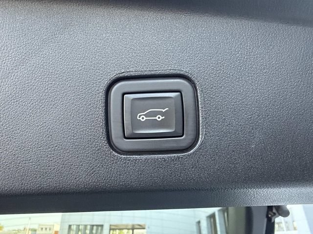 Certified 2024 Cadillac Lyriq Luxury w/ LPO, Floor Liner Package AWD/4WD image 58