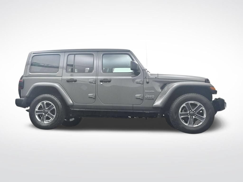 Used 2022 Jeep Wrangler Unlimited Sahara w/ LED Lighting Group AWD/4WD image 33