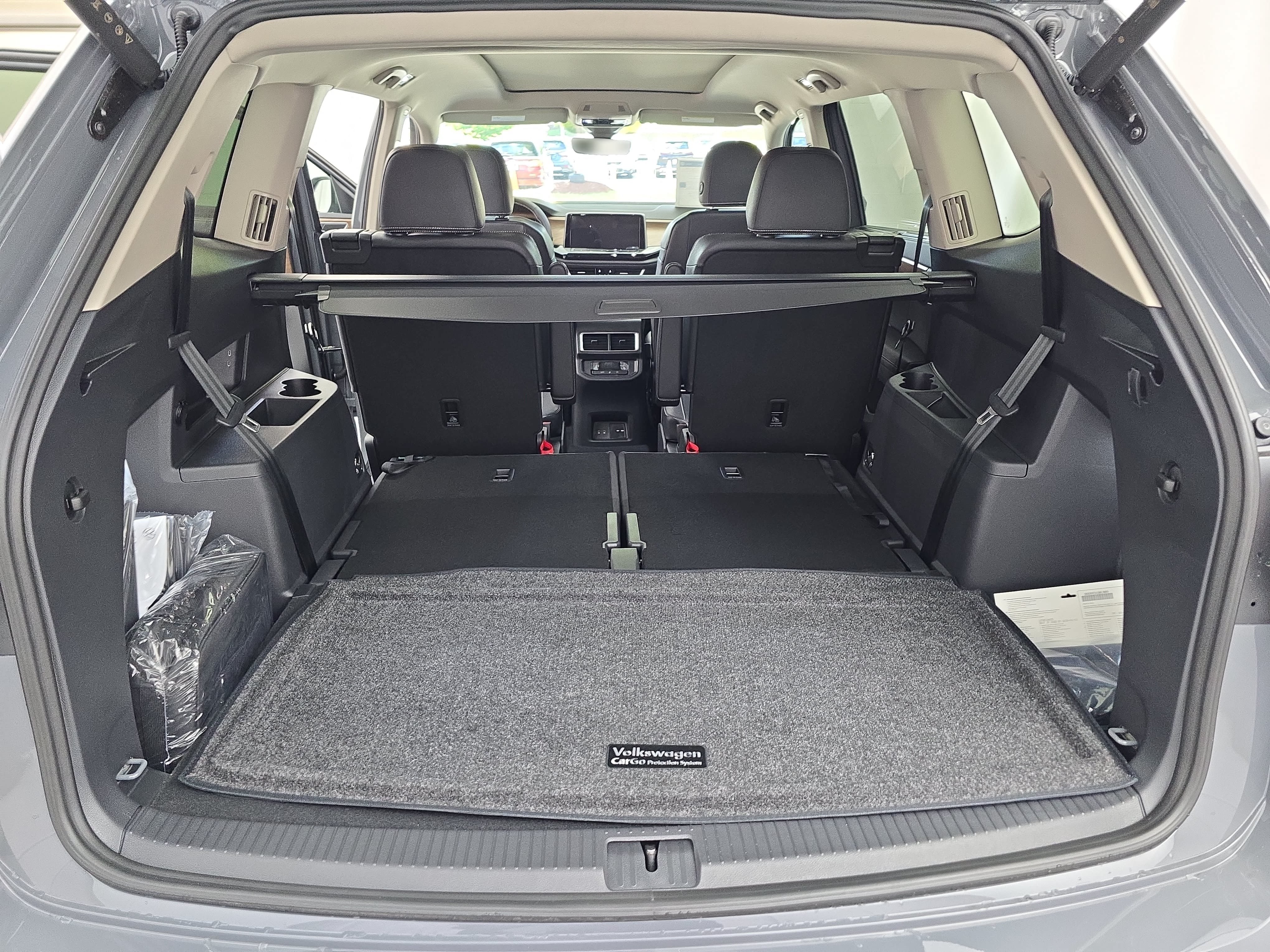 New 2026 Volkswagen Atlas SE FWD image 12