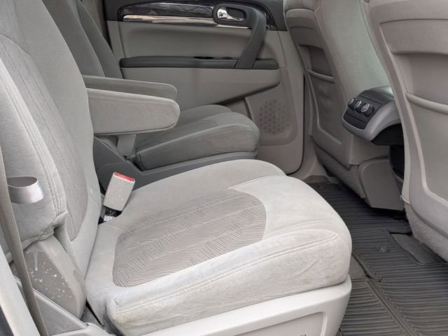 Used 2017 Buick Enclave Convenience FWD image 28