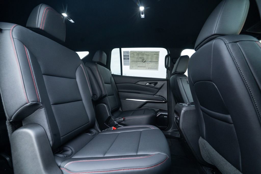 New 2025 Chevrolet Traverse Z71 w/ Enhanced Driving Package image 16