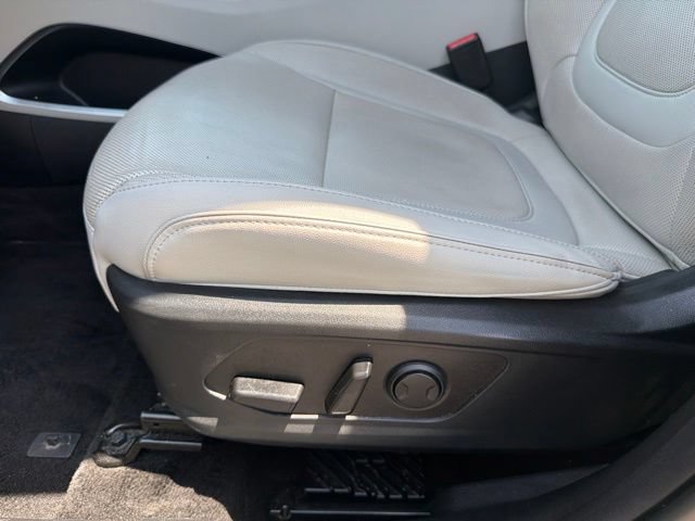 Used 2022 Hyundai Tucson Limited AWD/4WD image 14