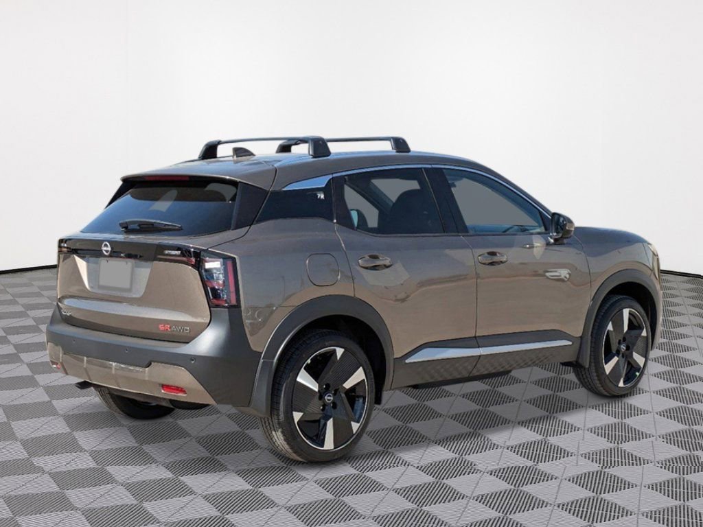 New 2026 Nissan Kicks SR w/ Cold Weather Package image 3