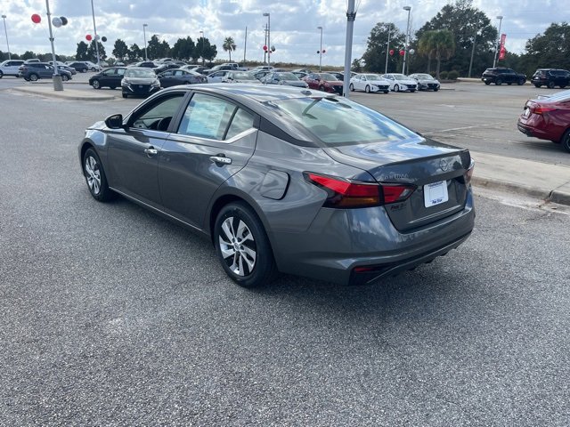 Used 2025 Nissan Altima 2.5 S image 8
