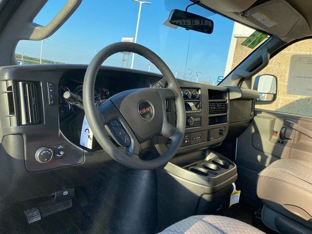 New 2025 GMC Savana 2500 Extended w/ Driver Convenience Package RWD image 15