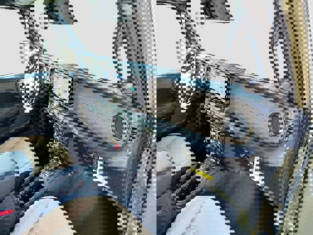 New 2026 Jeep Gladiator Sport image 31