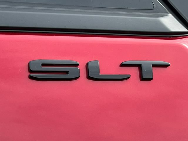 Used 2024 GMC Terrain SLT w/ Elevation Edition AWD/4WD image 10