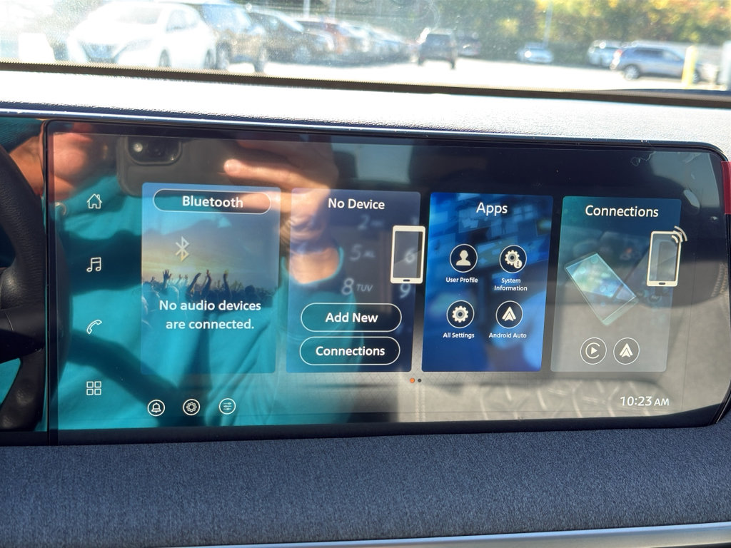 New 2026 Nissan Kicks SV w/ SV Premium Package image 18